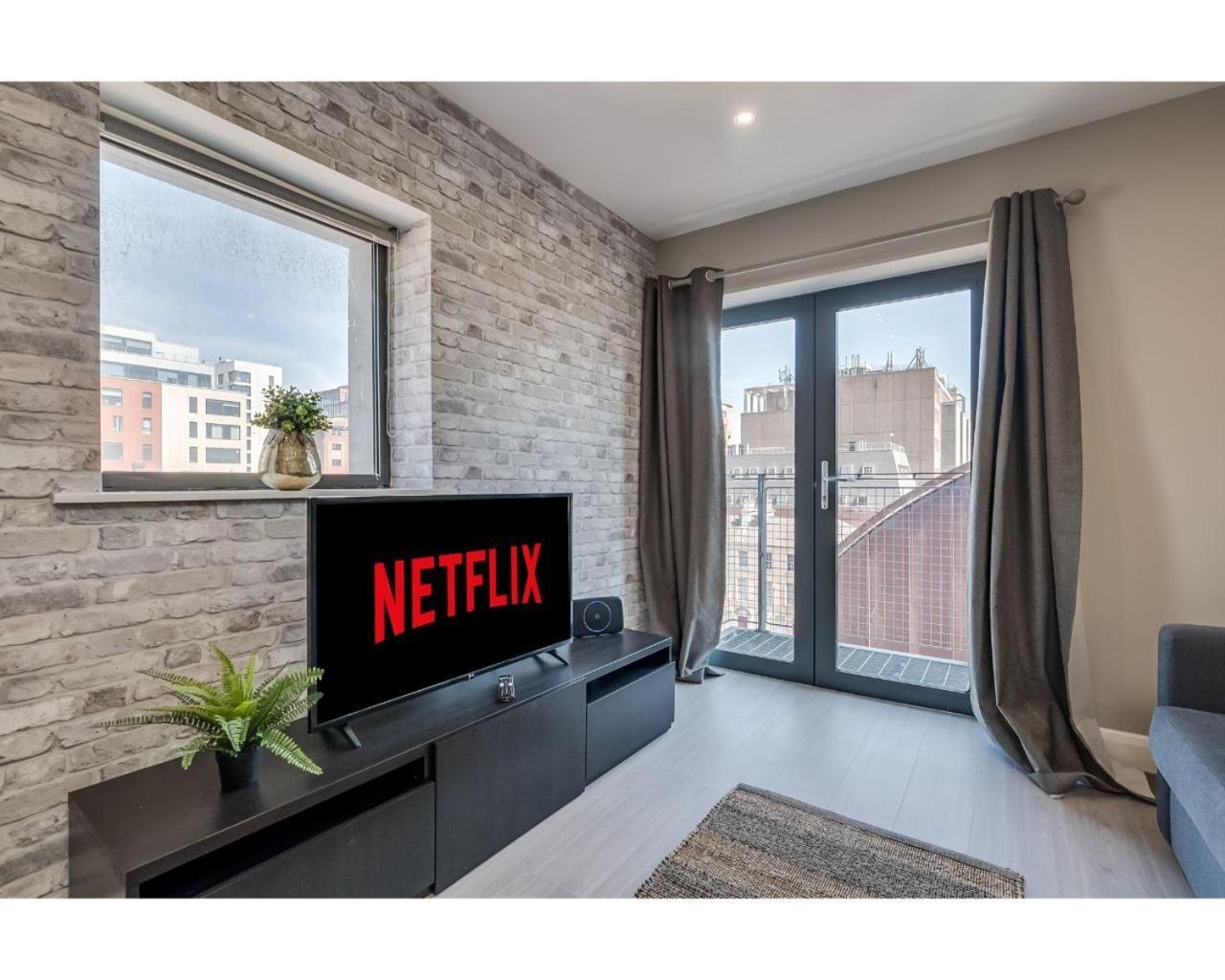 Central Belfast Apartments: Citygate Εξωτερικό φωτογραφία